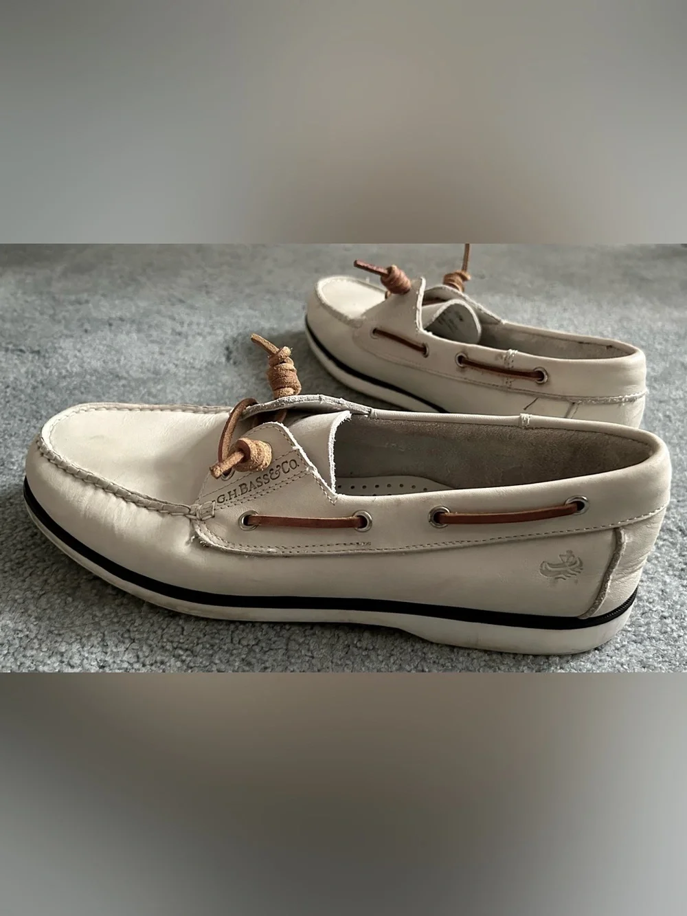 G.H. Bass & Co. Heritage Collection Leather Boat Shoes - 10.5 - Egret